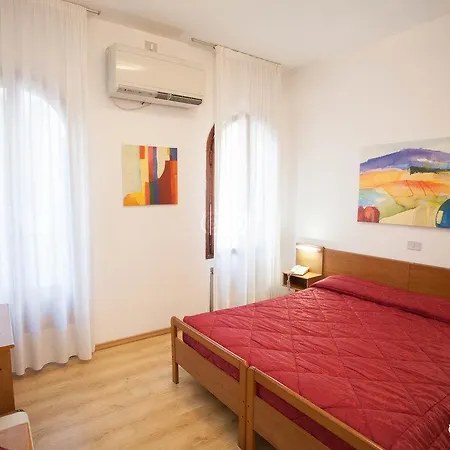 Caprera البندقية