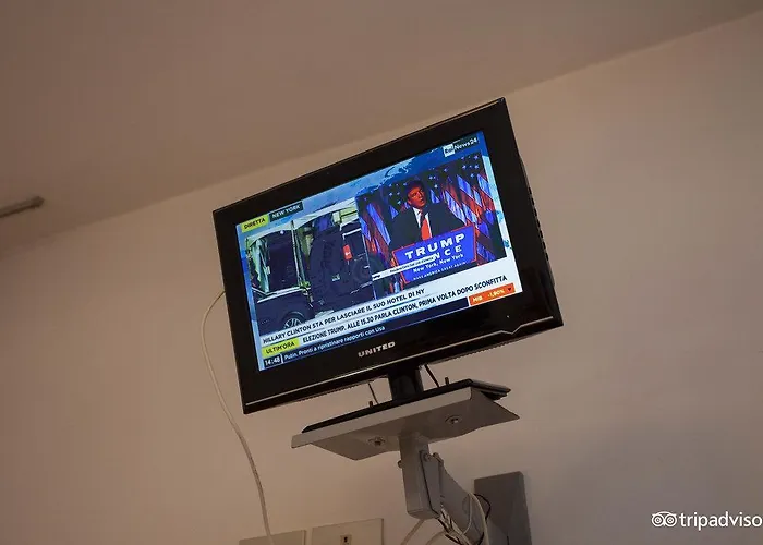 카프레라 호텔 2*