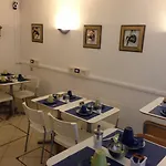 Hotel Caprera 2*