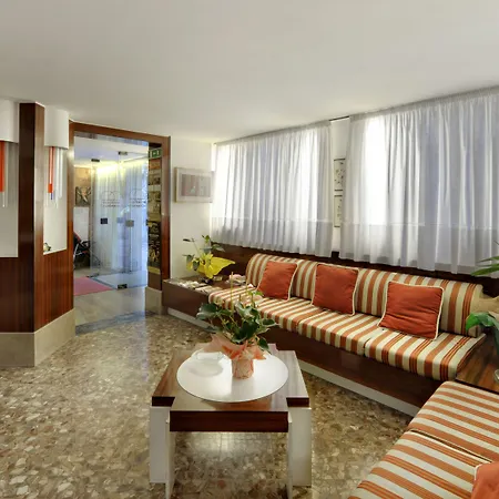 Caprera Hotel 2*